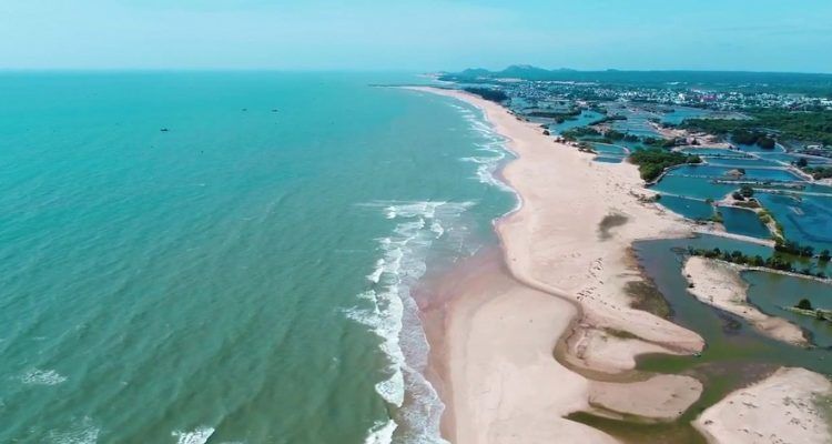 Khám Phá Vẻ Đẹp Hoang Sơ Và Quyến Rũ Của Biển Long Hải Cùng Blue Diamond Hotel