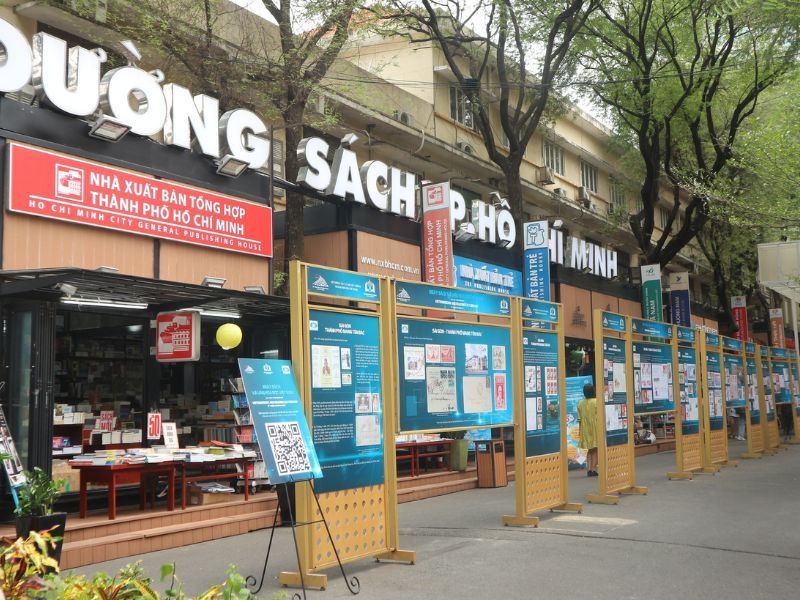 Khám phá Đường sách Nguyễn Văn Bình – Thiên đường dành cho người yêu sách