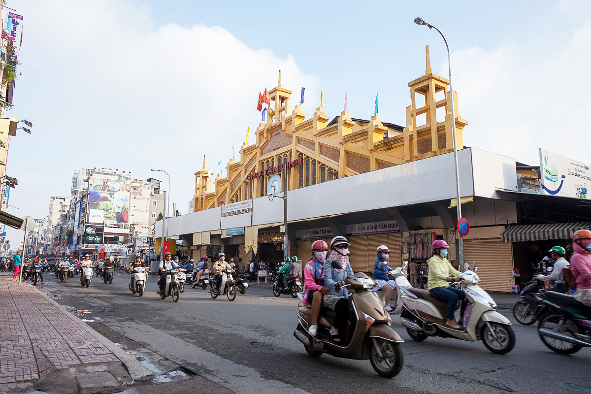 Có gì tại chợ Tân Định - Khu chợ cổ giữa trung tâm Sài Gòn?