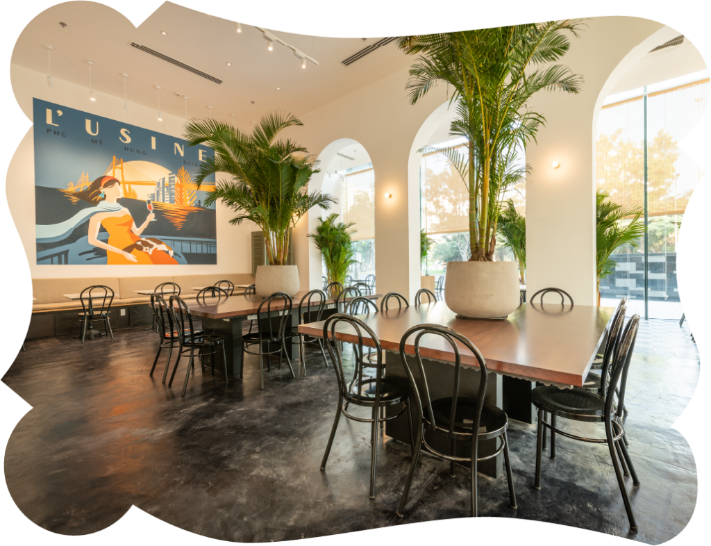 Locations – L'Usine: Café, Shop