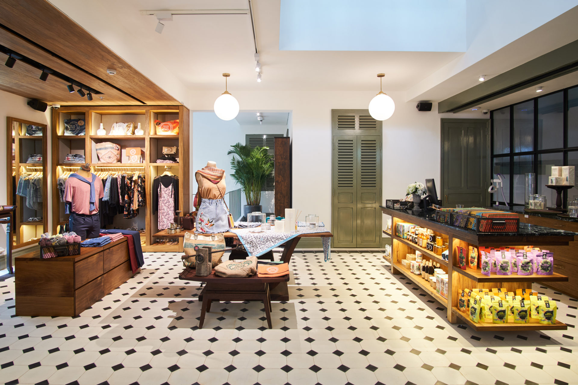 About Us – L'Usine: Café, Shop