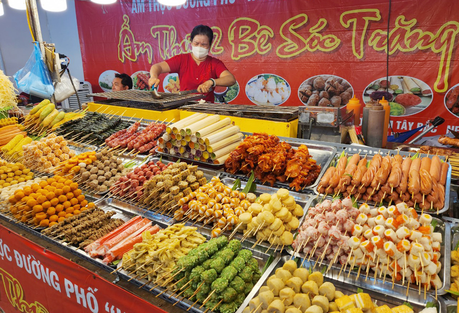 Nhiều món ăn dân dã tại Liên hoan ẩm thực đường phố Sóc Trăng