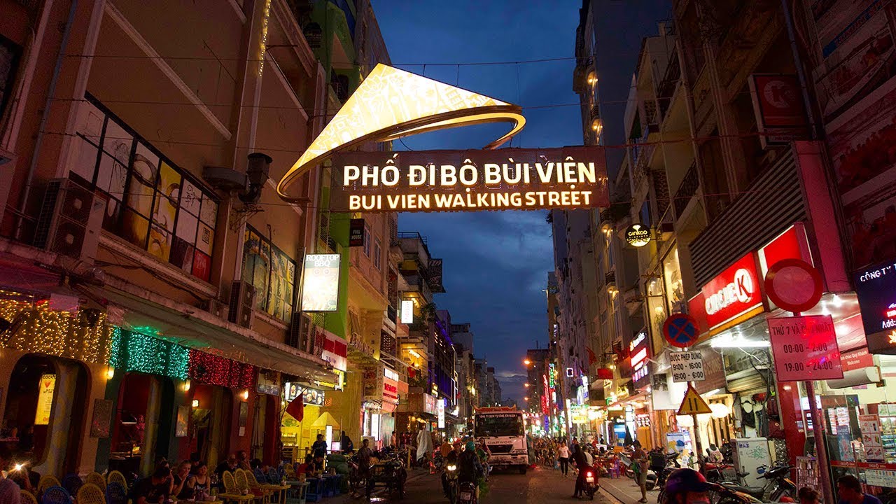 Phố Tây Bùi Viện: Trọn bộ kinh nghiệm ăn chơi từ A - Z
