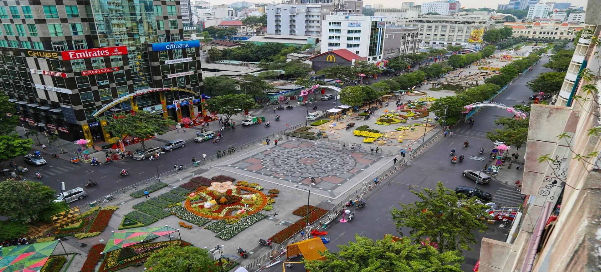 Phố đi bộ Nguyễn Huệ ở đâu? Cẩm nang khám phá từ A-Z
