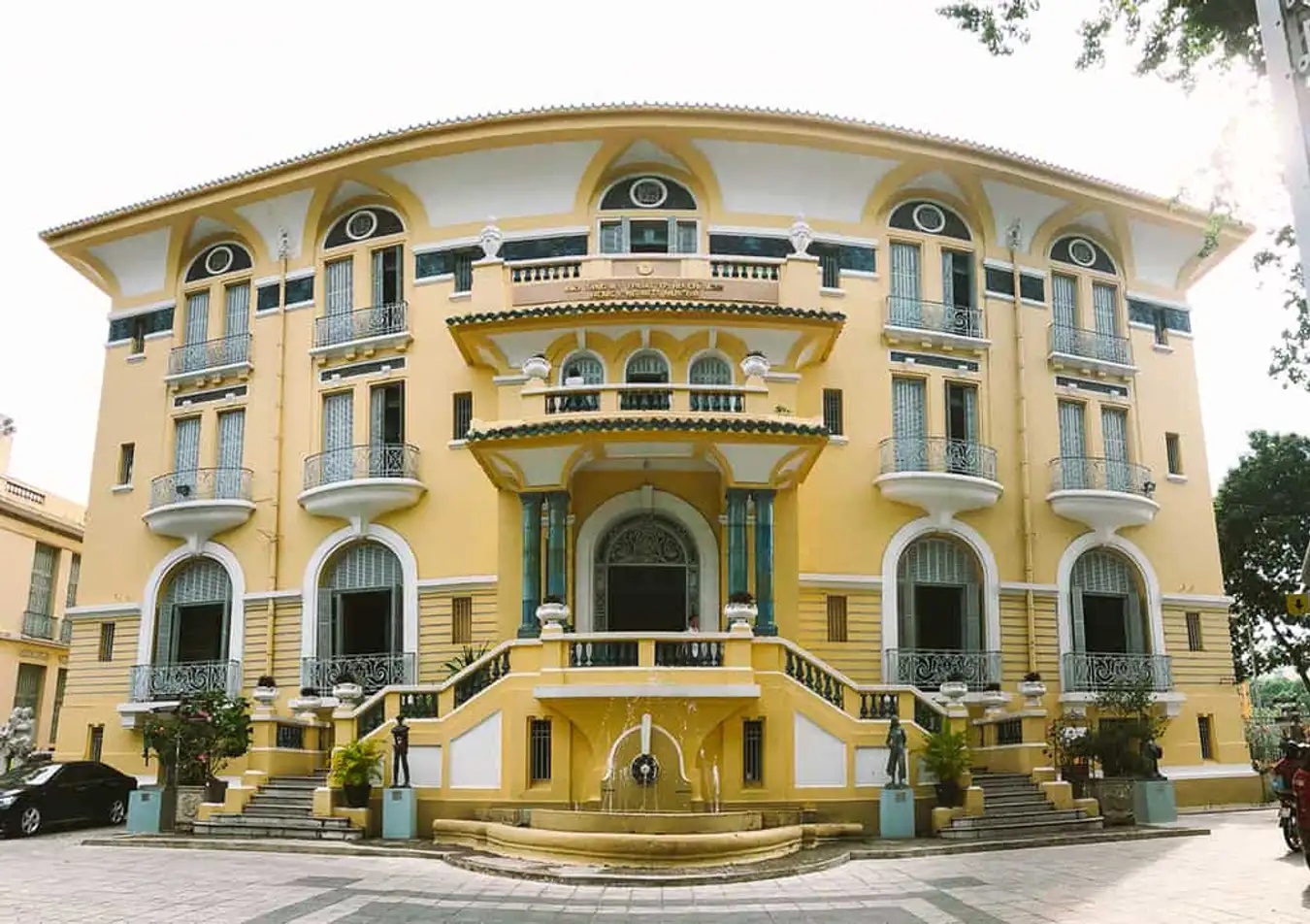 Tham quan Bảo tàng Mỹ thuật Thành phố Hồ Chí Minh có gì?