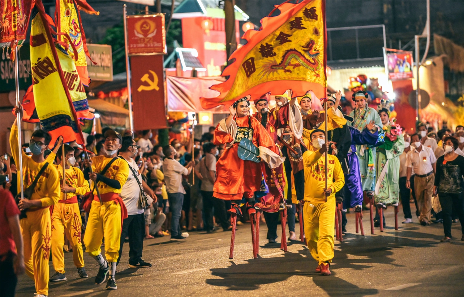 Đặc sắc Lễ hội Tết Nguyên tiêu của đồng bào Hoa tại TP. Hồ Chí Minh | Báo  Dân tộc và Phát triển