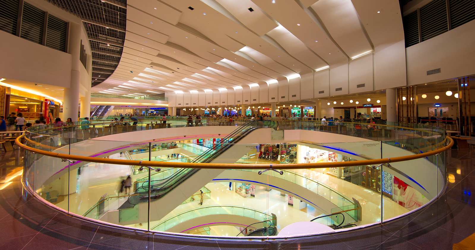 Crescent Mall District 7 Commercial Center – Acnos Hotel – Khách Sạn 3 sao  Quận 1