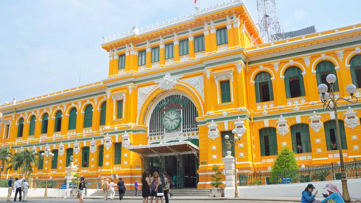 Bưu điện trung tâm Sài Gòn: Nơi lưu giữ dấu ấn lịch sử | Xanh SM